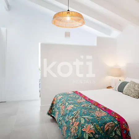 Koti - El Carreton Villa